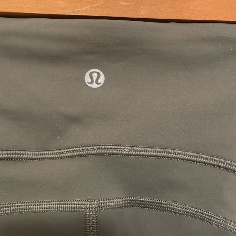 Lululemon Bootcamp Ready Tight - Picture 10 of 11